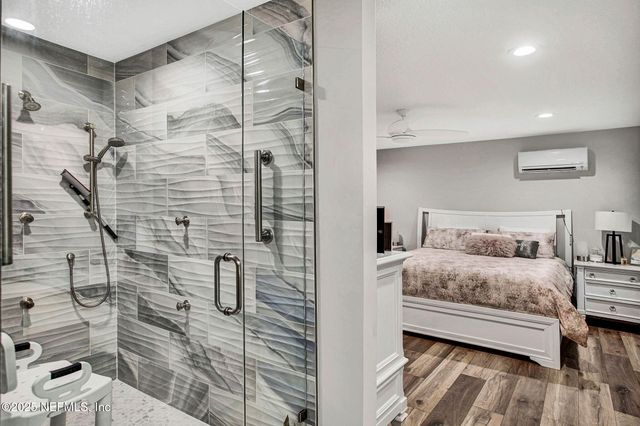 13224 MANDARIN Road, Jacksonville, FL 32223