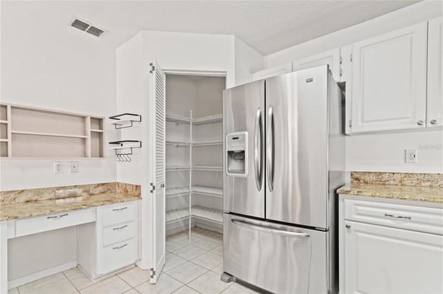 6758 SW 114TH STREET ROAD, Ocala, FL 34476