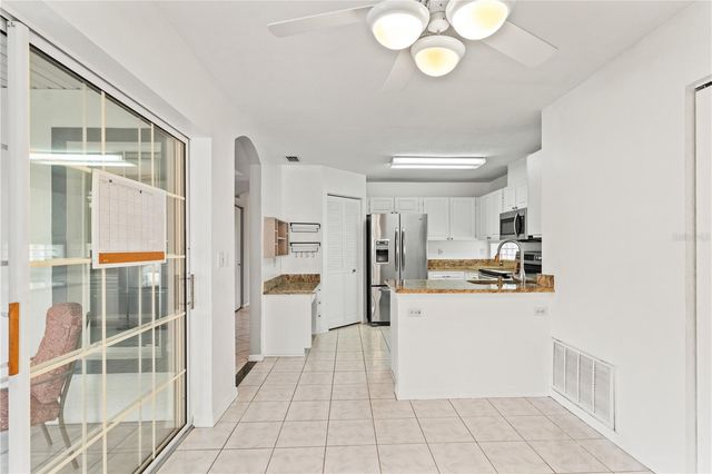 6758 SW 114TH STREET ROAD, Ocala, FL 34476