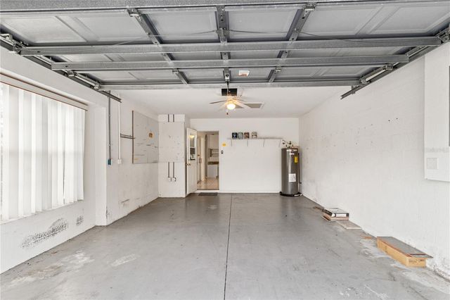 6758 SW 114TH STREET ROAD, Ocala, FL 34476