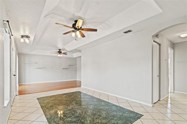 6758 SW 114TH STREET ROAD, Ocala, FL 34476