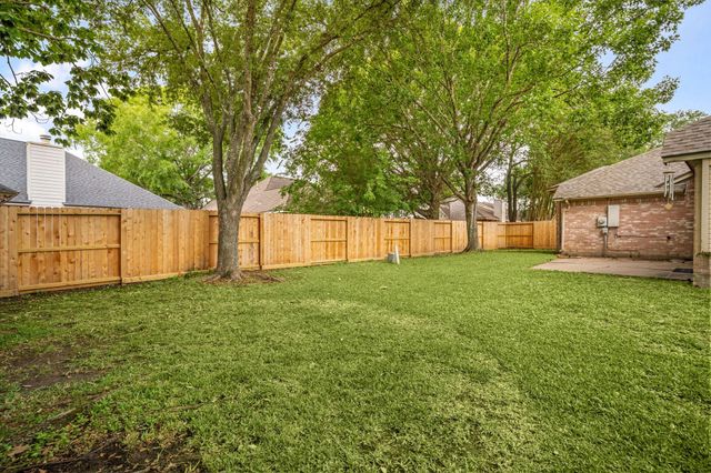 1715 Diamond Brook Drive, Houston, TX 77062