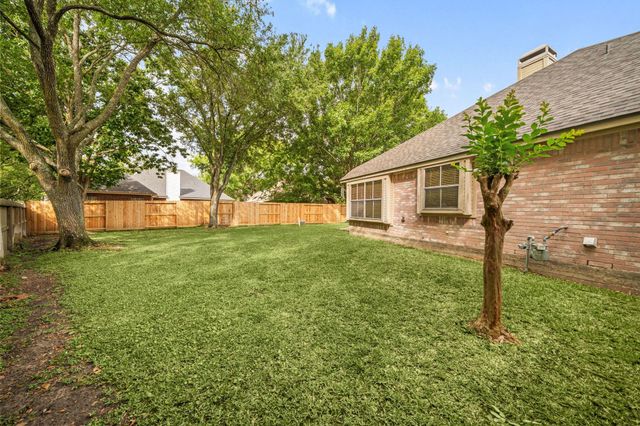 1715 Diamond Brook Drive, Houston, TX 77062