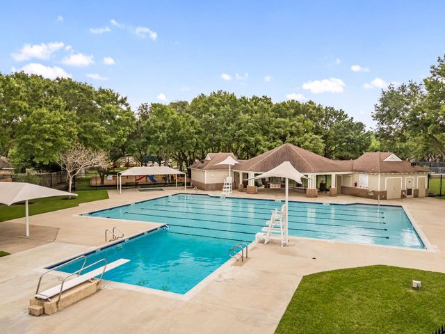 1715 Diamond Brook Drive, Houston, TX 77062