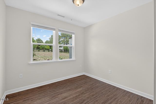 21 E Odell Lane, Zebulon, NC 27597