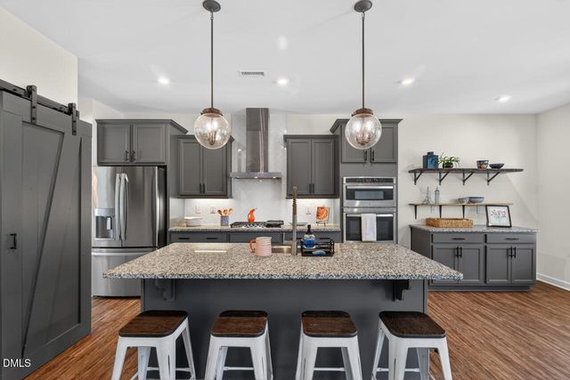 21 E Odell Lane, Zebulon, NC 27597