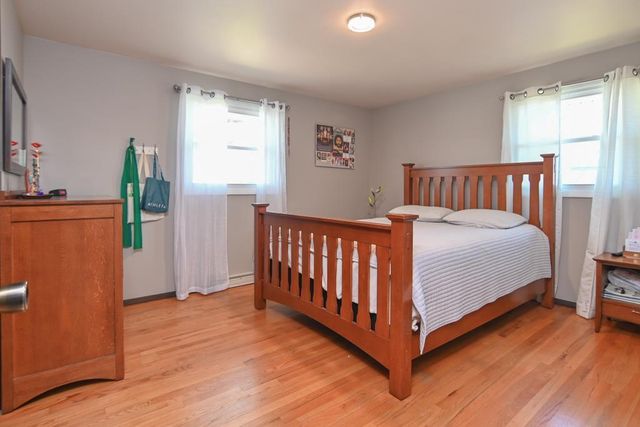 1593 BOND COURT, Green Bay, WI 54303