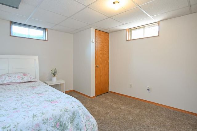 1593 BOND COURT, Green Bay, WI 54303