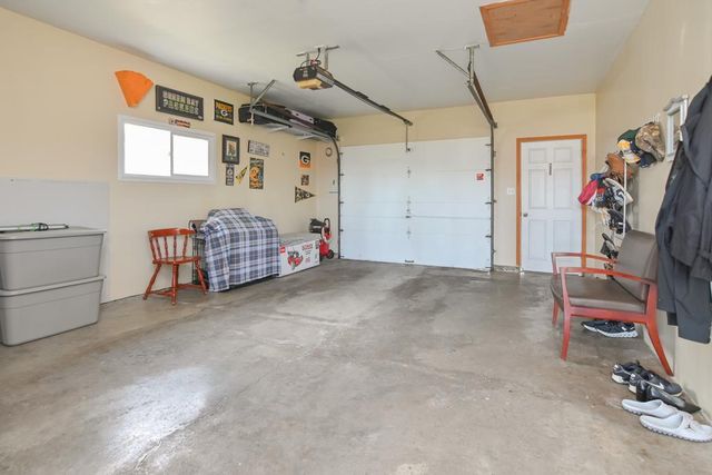 1593 BOND COURT, Green Bay, WI 54303