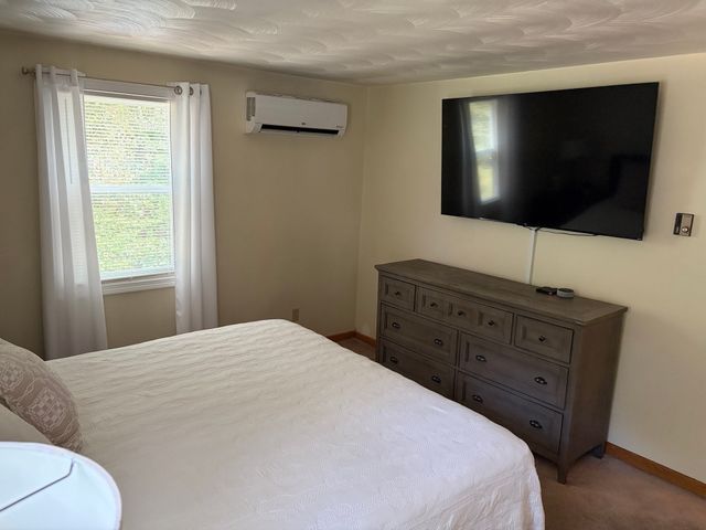 370 Forest Street, Dighton, MA 02764