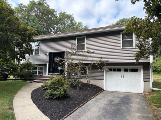 370 Forest Street, Dighton, MA 02764