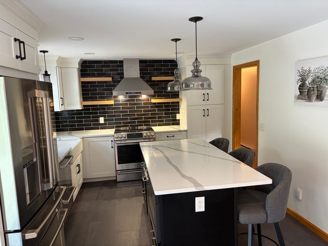 370 Forest Street, Dighton, MA 02764