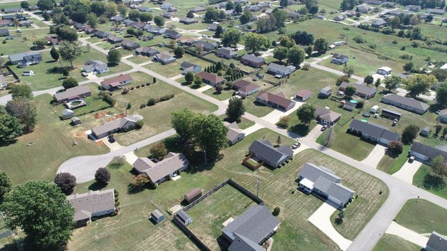 1206 Maple Hill Drive, Somerset, KY 42503