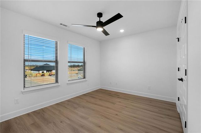 7000 SW Orange Avenue, Bentonville, AR 72713