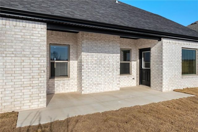 7000 SW Orange Avenue, Bentonville, AR 72713
