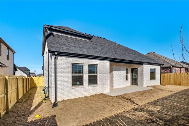 7000 SW Orange Avenue, Bentonville, AR 72713