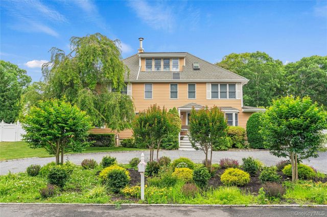 56 Ocean Avenue, Hampton Bays, NY 11946