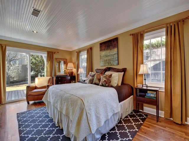 2203 Sunny Slope DR, Austin, TX 78703