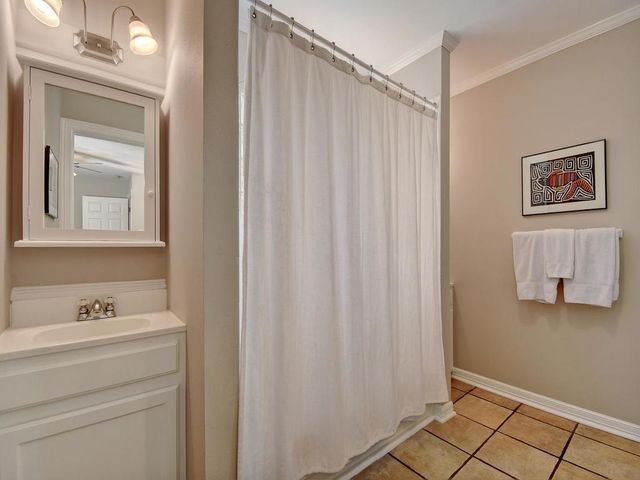 2203 Sunny Slope DR, Austin, TX 78703