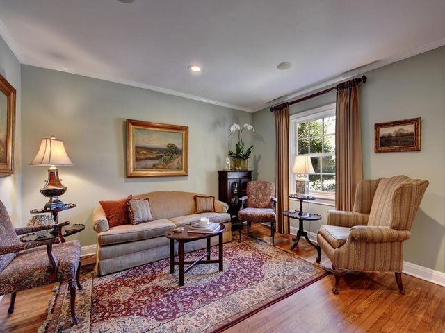 2203 Sunny Slope DR, Austin, TX 78703