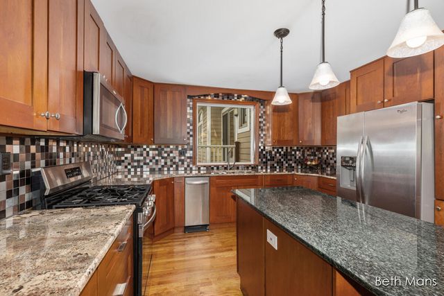 1427 Spaulding Avenue Se, Cascade Twp, MI 49546