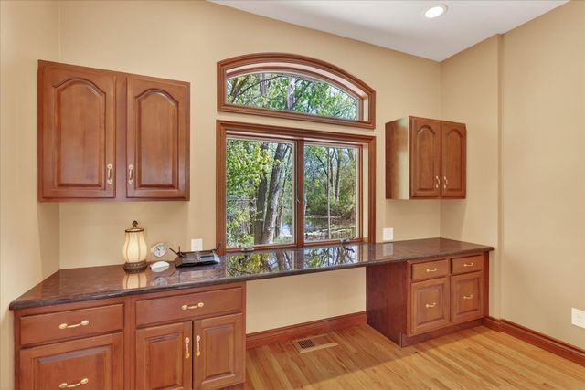 1427 Spaulding Avenue Se, Cascade Twp, MI 49546