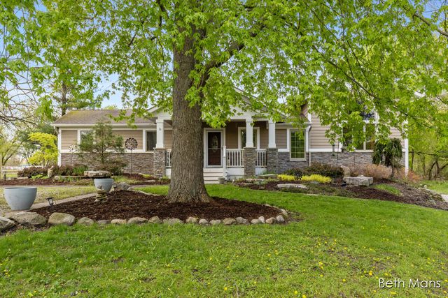 1427 Spaulding Avenue Se, Cascade Twp, MI 49546