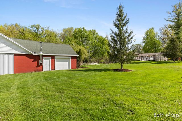1427 Spaulding Avenue Se, Cascade Twp, MI 49546