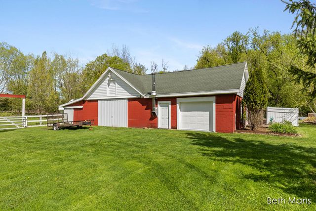 1427 Spaulding Avenue Se, Cascade Twp, MI 49546