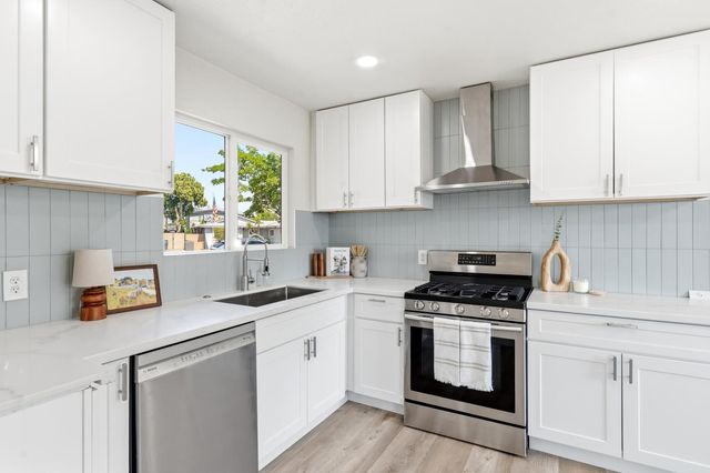 134 10th Street, Clovis, CA 93612