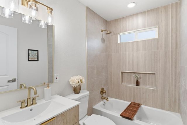 134 10th Street, Clovis, CA 93612