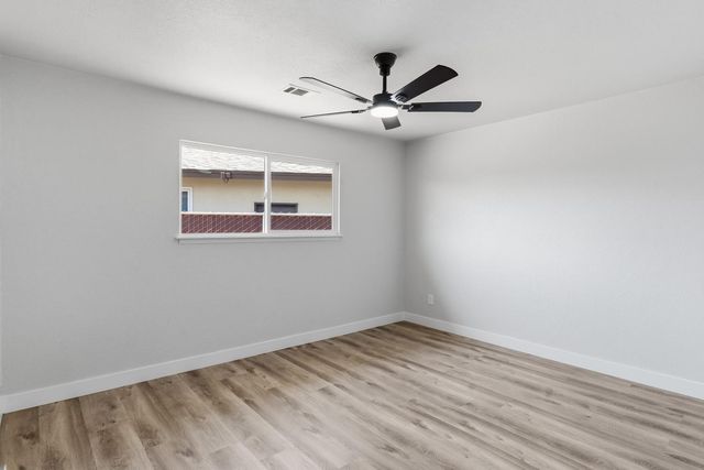 134 10th Street, Clovis, CA 93612