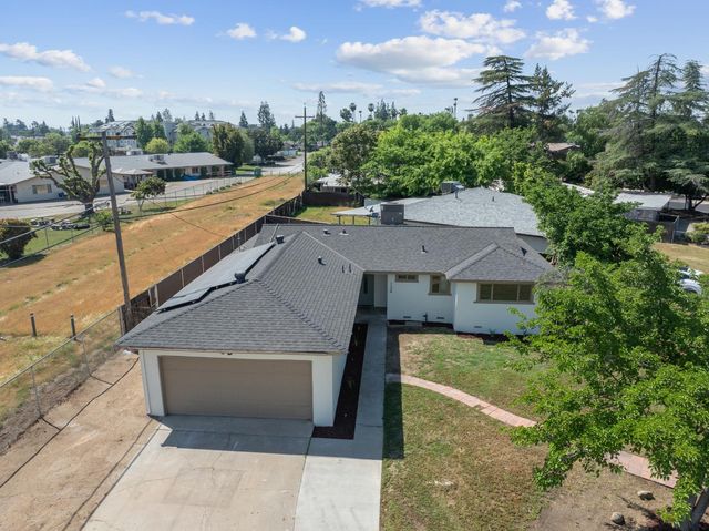 134 10th Street, Clovis, CA 93612