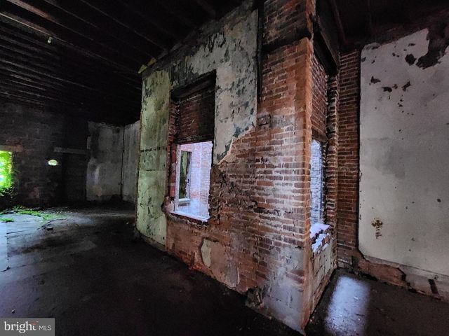 1019 W LANVALE ST, Baltimore, MD 21217