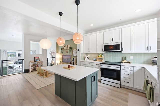5297 W CENTER FIELD DR, South Jordan, UT 84009