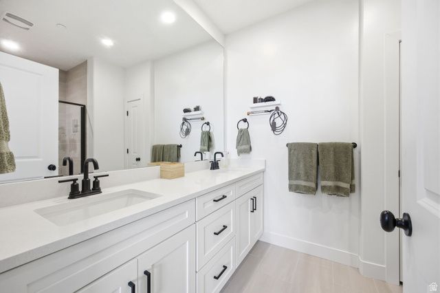 5297 W CENTER FIELD DR, South Jordan, UT 84009