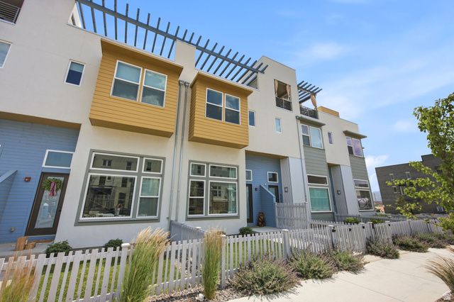 5297 W CENTER FIELD DR, South Jordan, UT 84009
