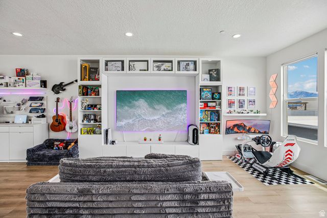 5297 W CENTER FIELD DR, South Jordan, UT 84009