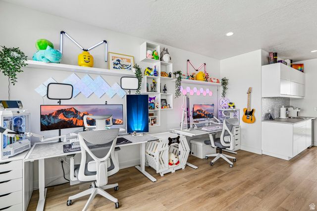 5297 W CENTER FIELD DR, South Jordan, UT 84009