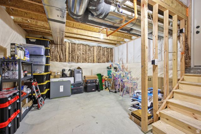 5297 W CENTER FIELD DR, South Jordan, UT 84009