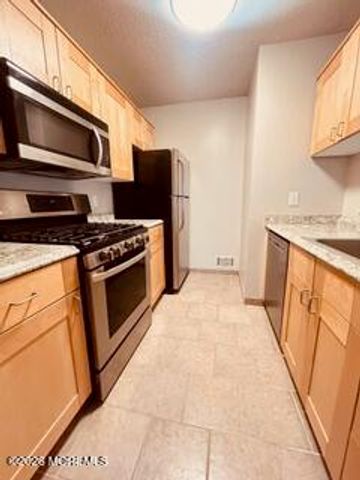 307 Owls Nest Court, Jackson, NJ 08527