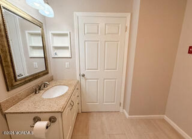 307 Owls Nest Court, Jackson, NJ 08527