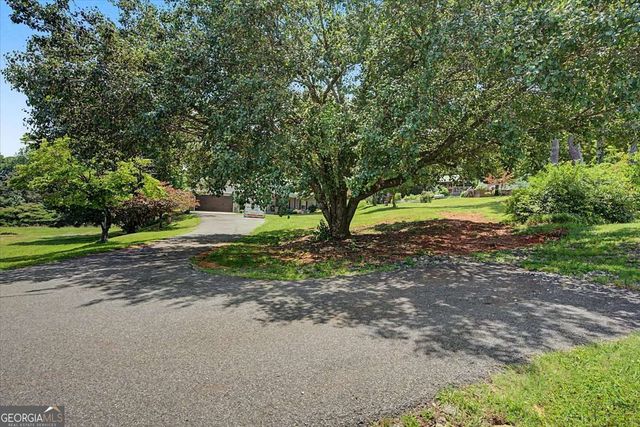 111 Graham Road, Dallas, GA 30132