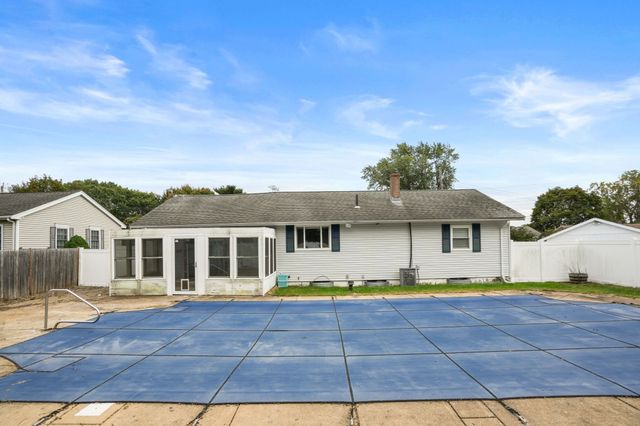 15 Trudy Terrace, Canton, MA 02021