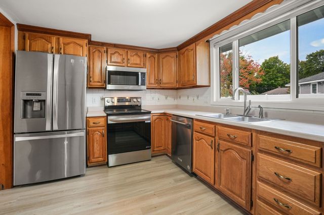 15 Trudy Terrace, Canton, MA 02021
