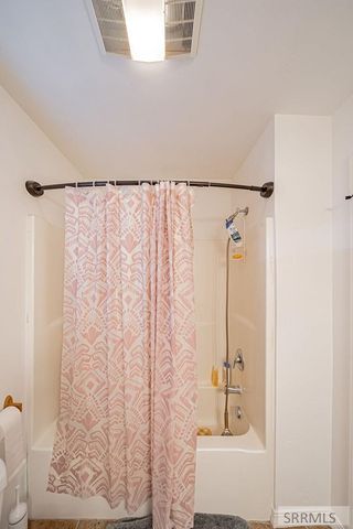 3044 Janessa Lane, Idaho Falls, ID 83402