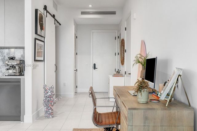 1030 15th St PH3, Miami Beach, FL 33139