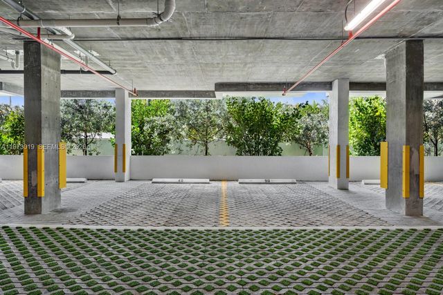 1030 15th St PH3, Miami Beach, FL 33139