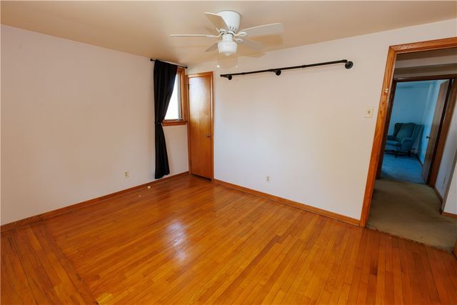 813 Green St, California, PA 15419