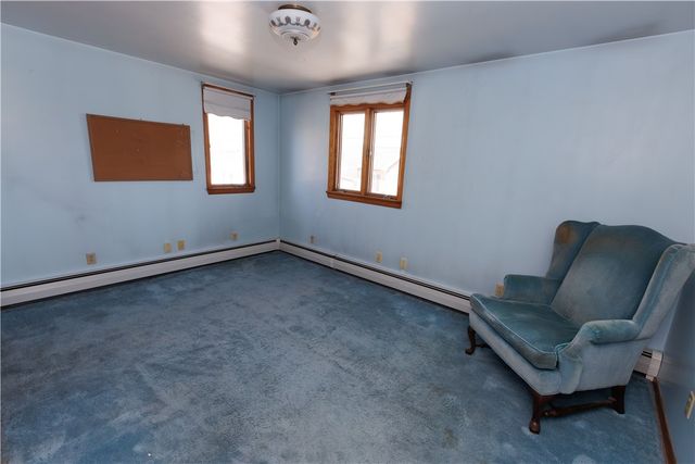 813 Green St, California, PA 15419